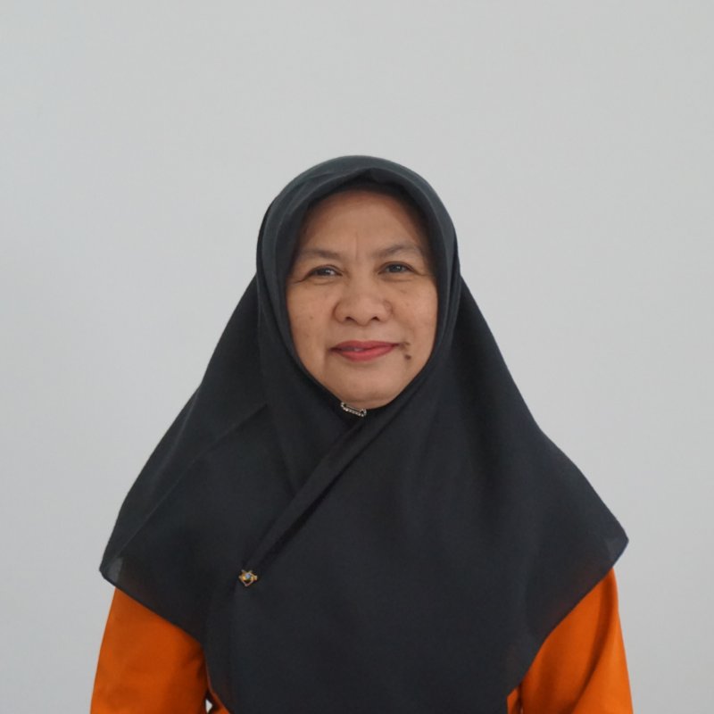 Weti Husnah, SE