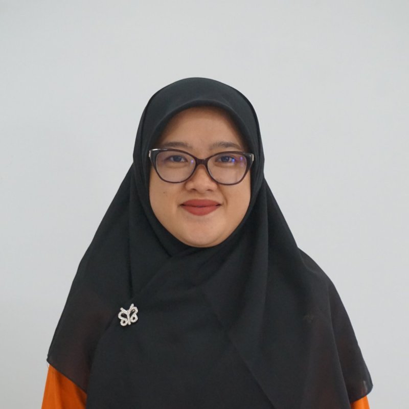 Nukke Anastasya, SST